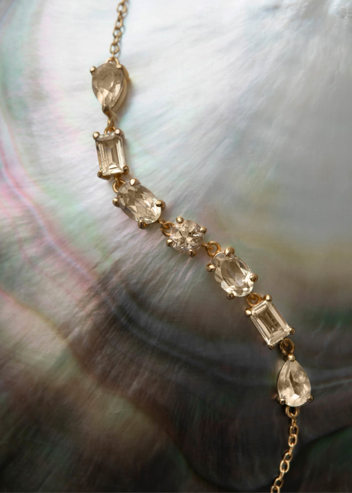 Adrienne bracelet with Champagne Quartz - gold plated