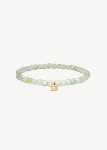 Slip on gemstone friendship bracelet from Carré Jewellery set with green Prehnite gemstones in a cube cut