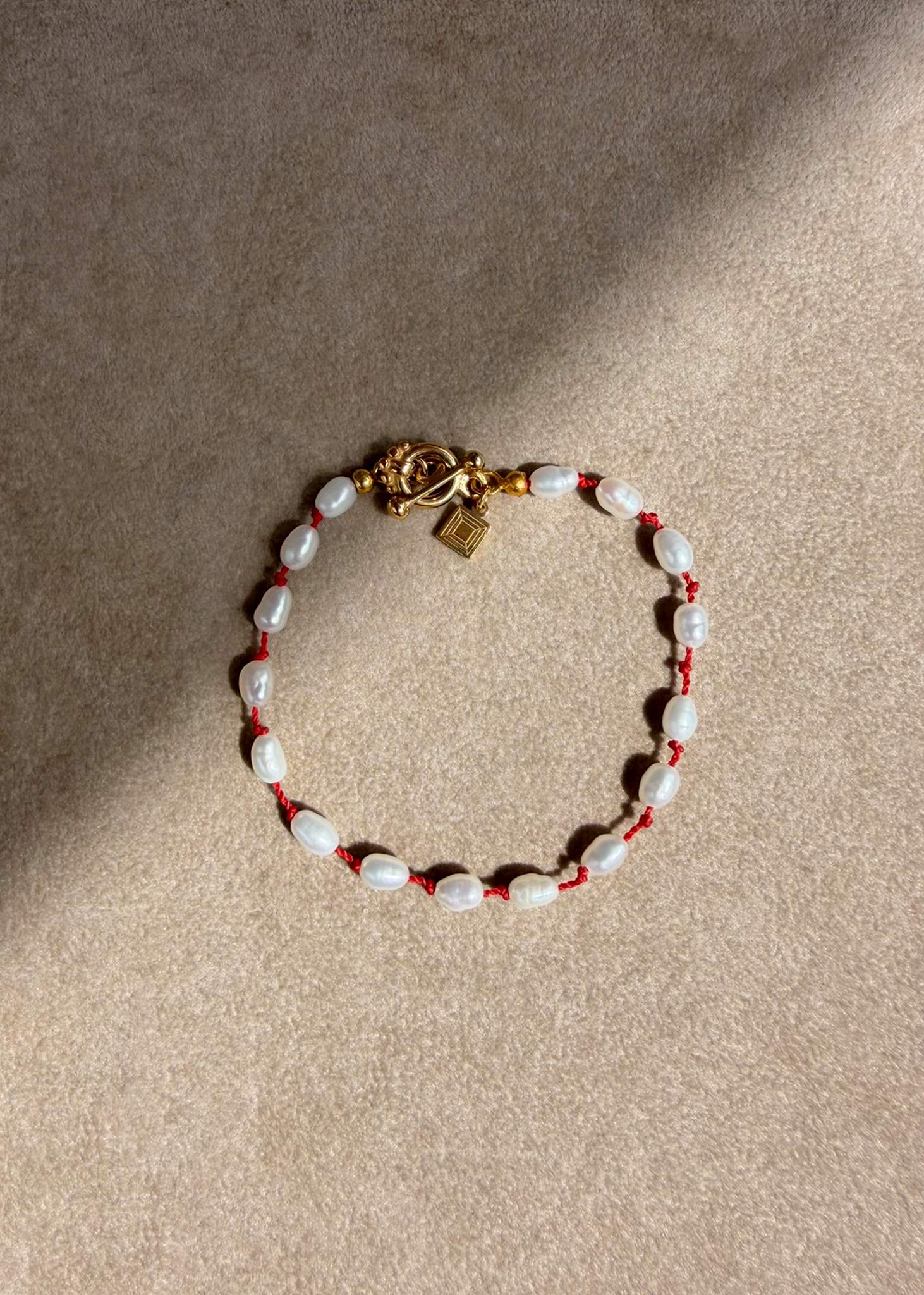 Carré bracelets with timeless Danish design | Worldwide shipping