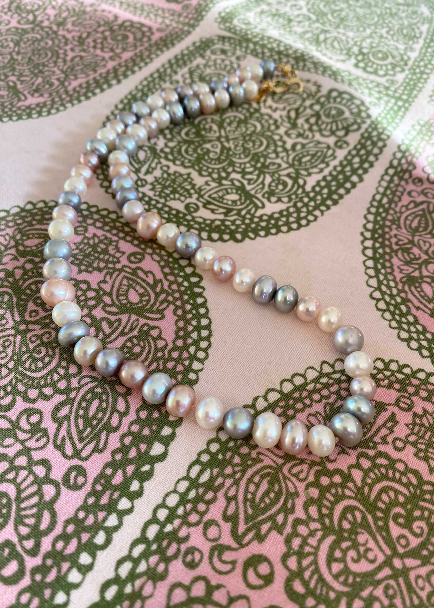 Pearl Jam beaded necklace with Pearl - gold plated