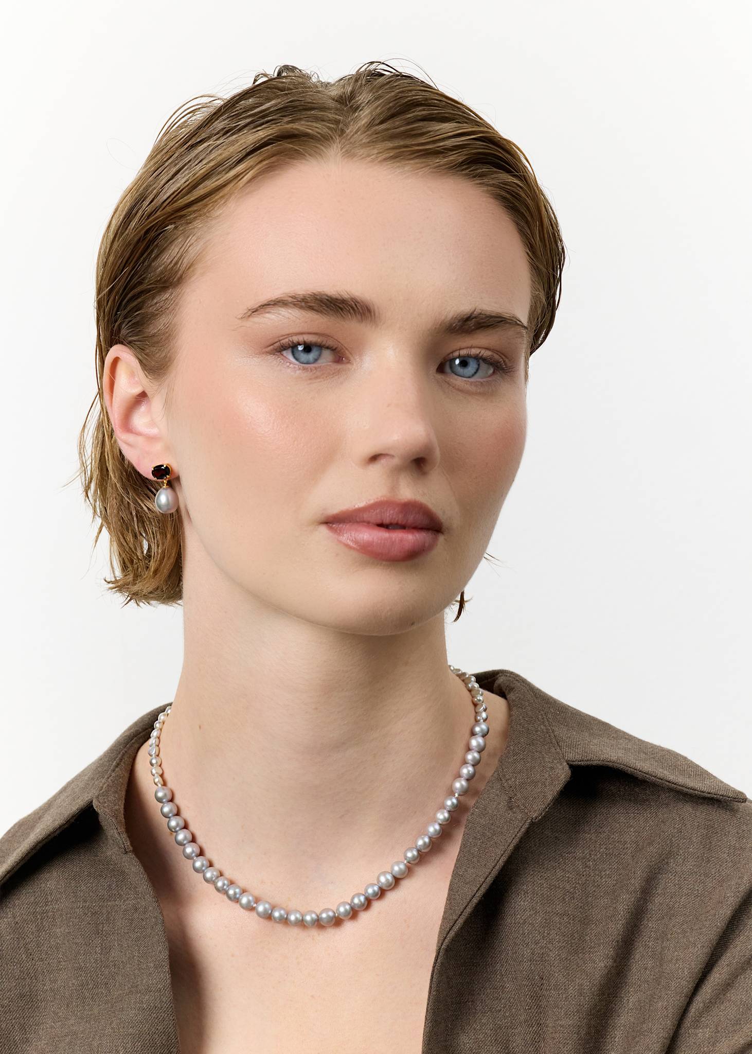 Lotus necklace with Grey Pearls - gold plated