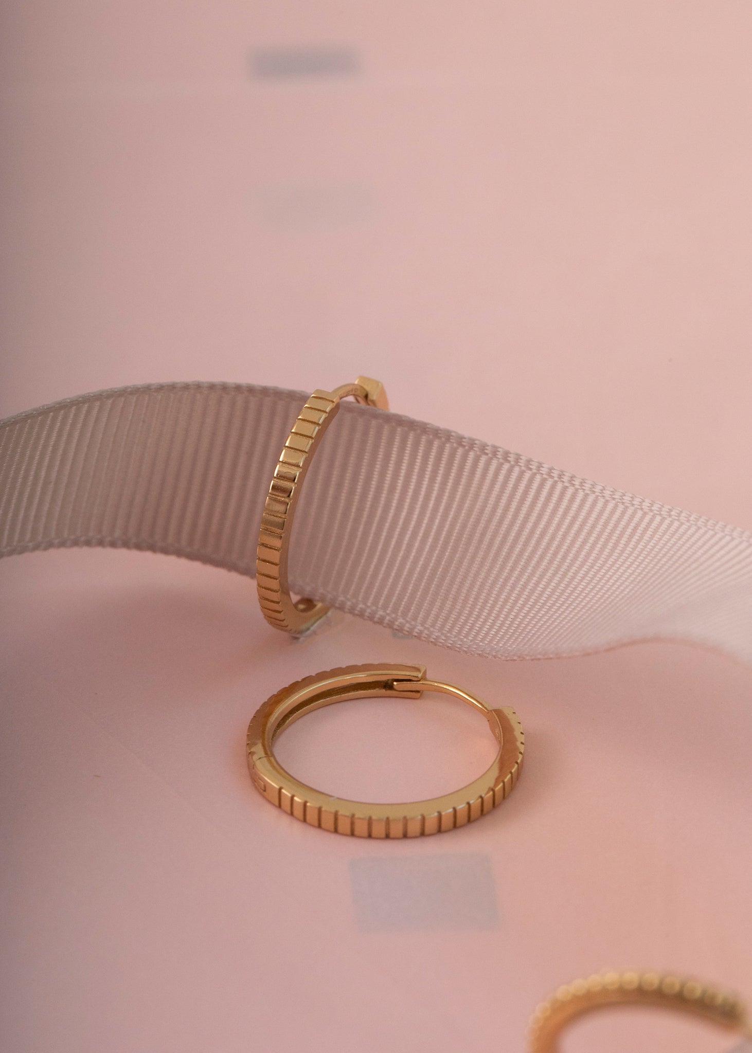 Pinstripe hoop 2cm - gold plated