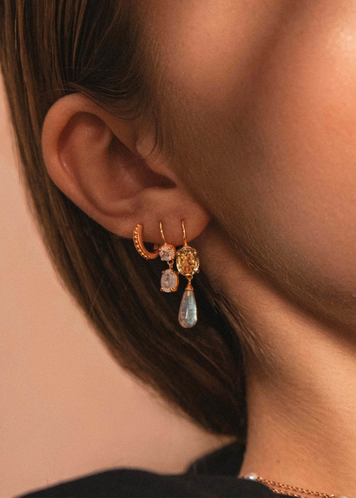 Arabella earrings with Rainbow Moonstone - gold plated