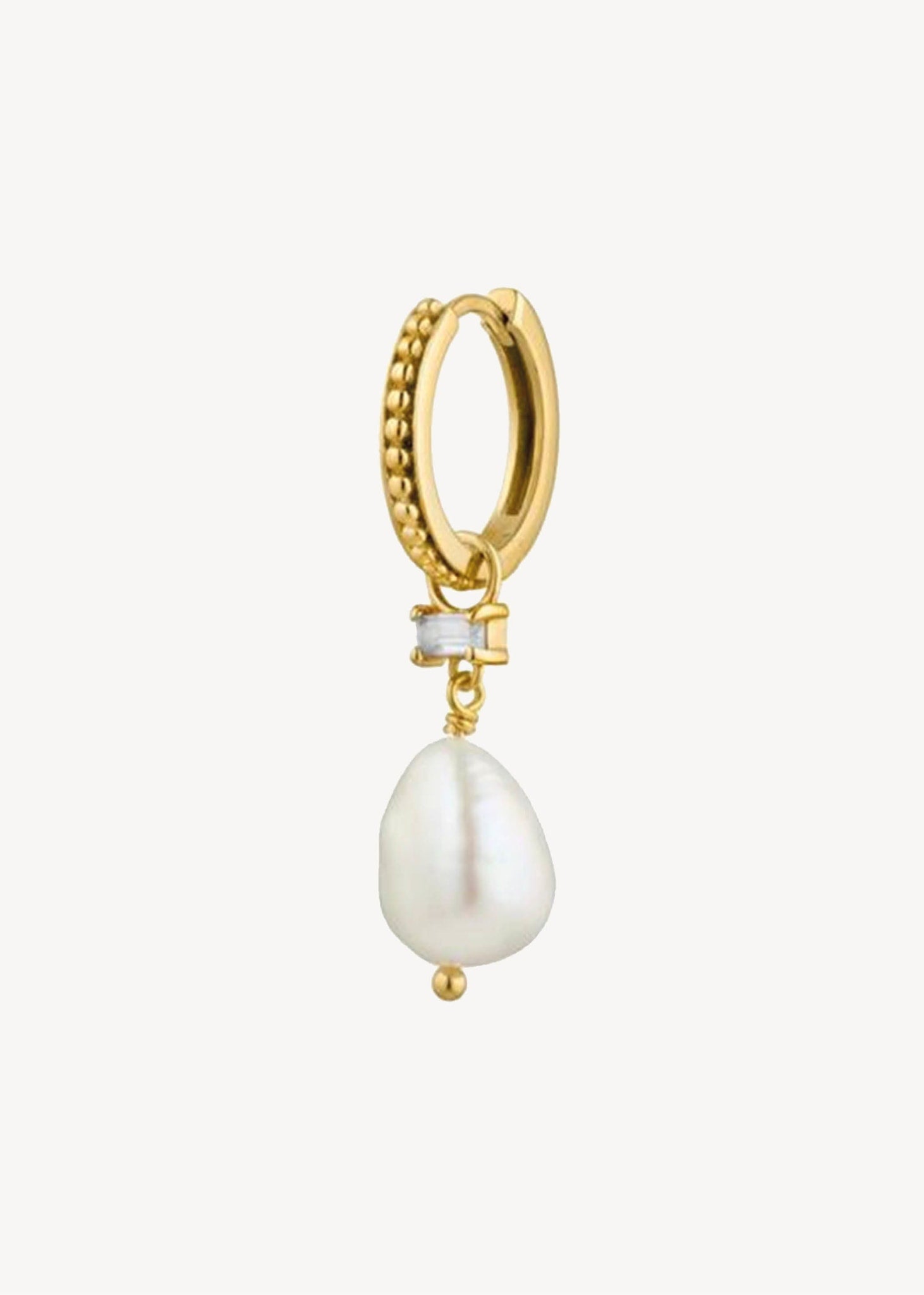 Takumi charm with Pearl and white Topaz 1 pc - gold plated