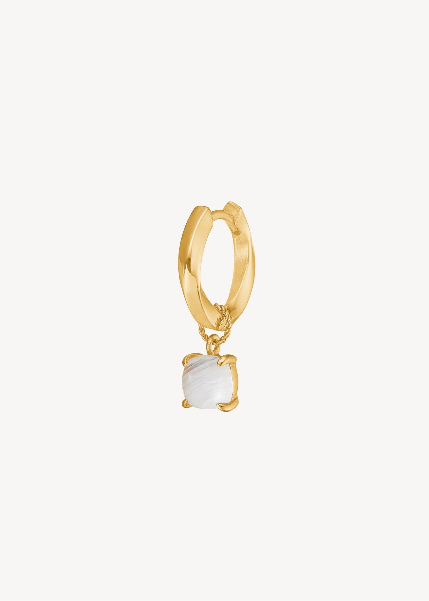 Hoops og charms fra carré jewellery på tilbud til 300 kr i guld med månesten 