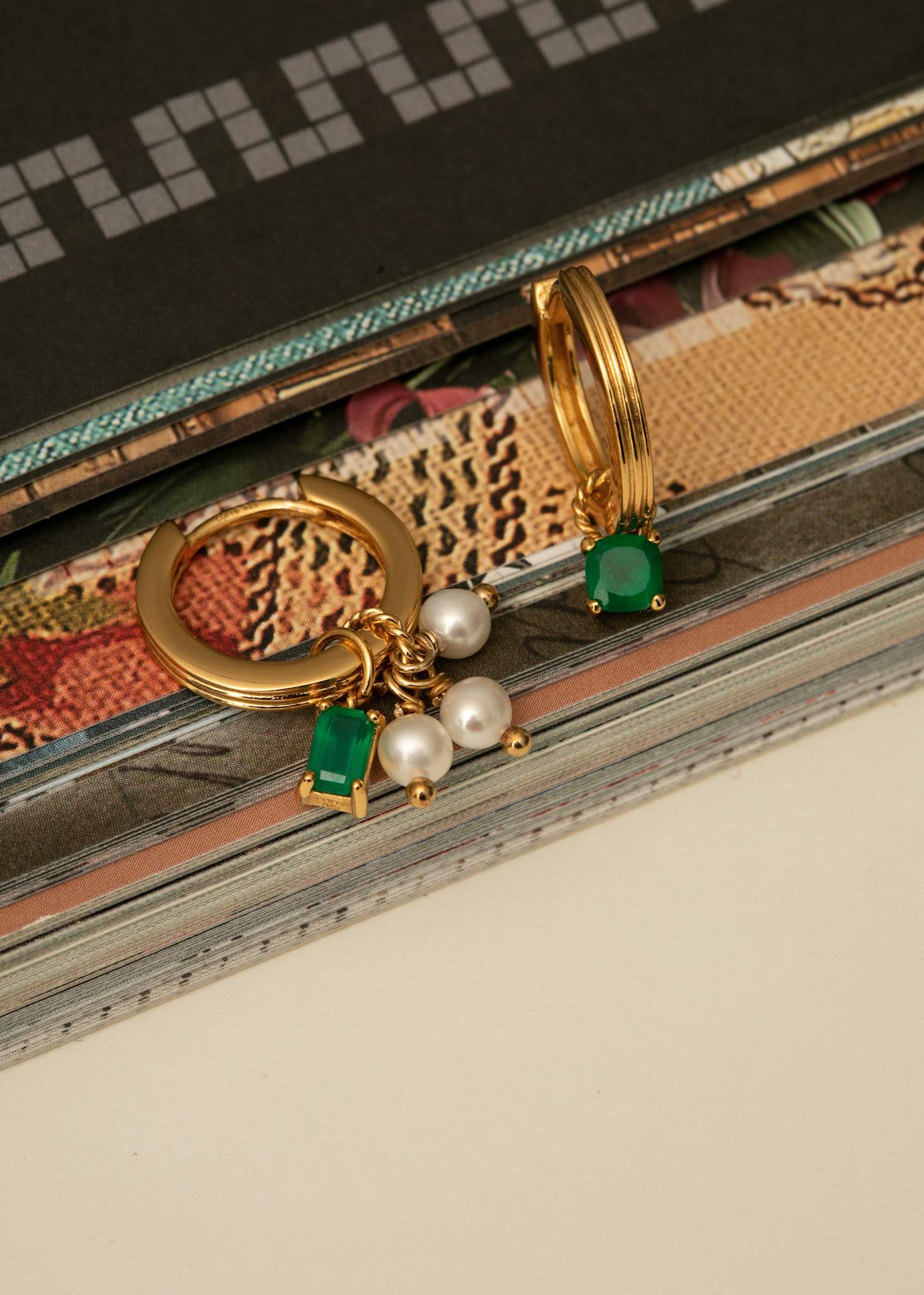 Padishah charm with Green Agate 1 pc - gold plated