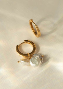 Ines charm with Keshi Pearl - gold plated