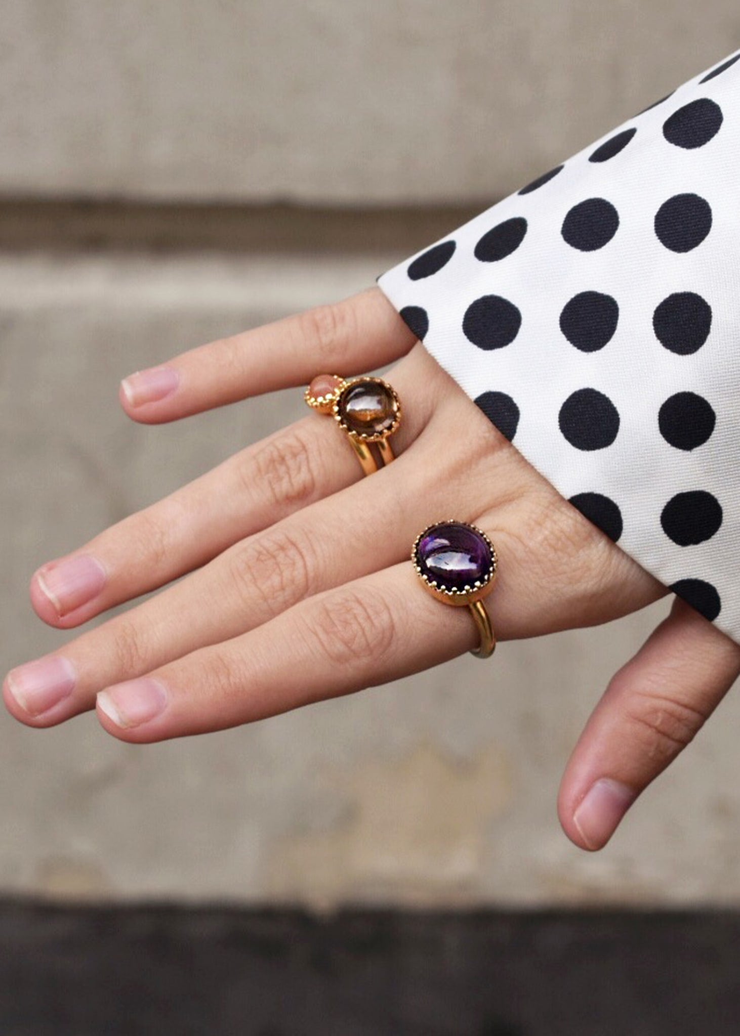 Ceos ring with Amethyst - gold plated