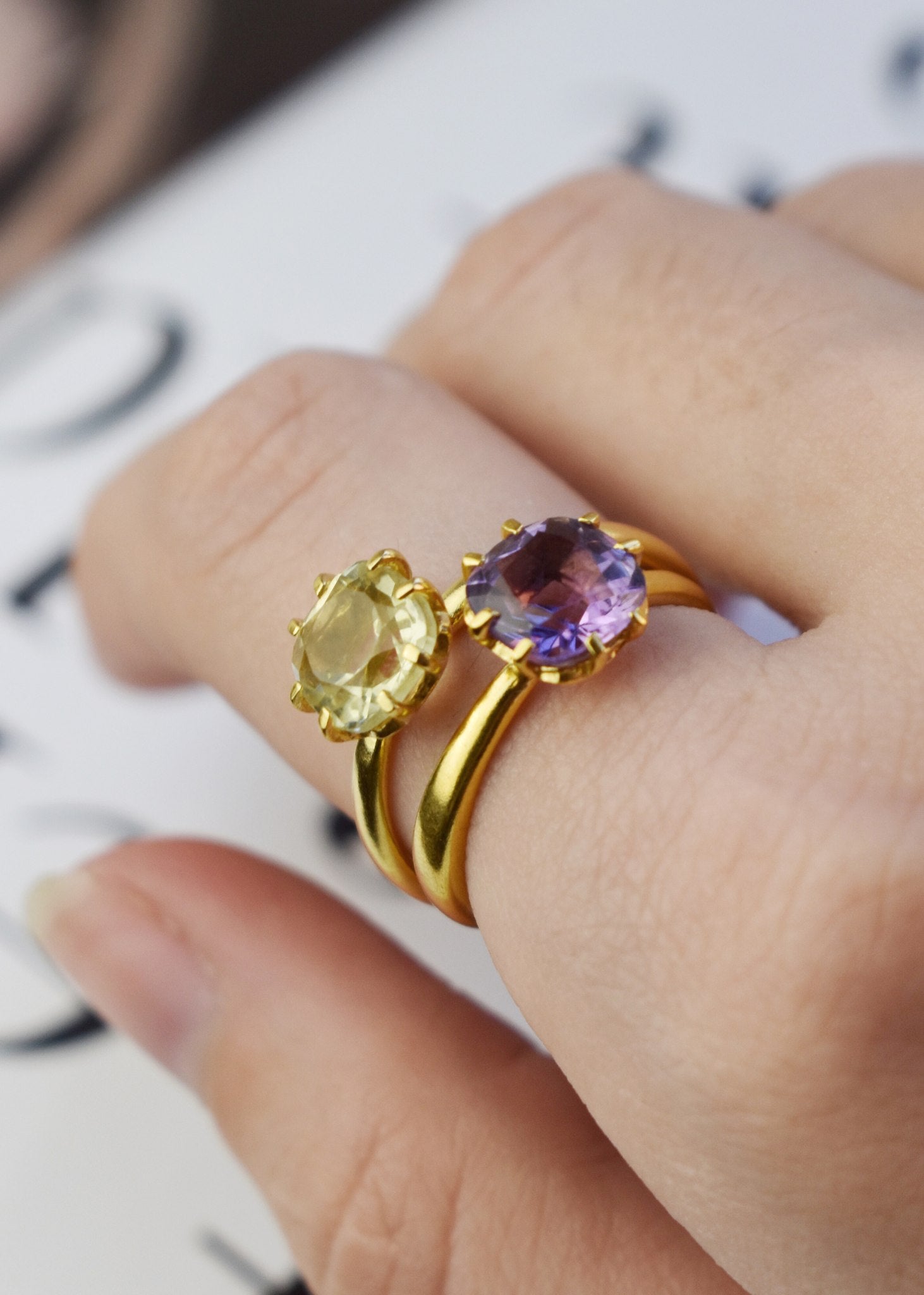 Cushion ring with Amethyst - gold plated