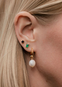 Balloon charm with white Pearl - gold plated