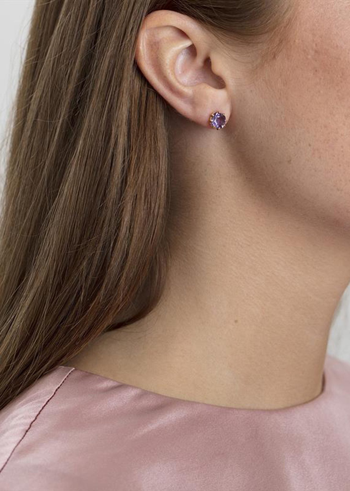 Cushion ear studs with Amethyst - silver