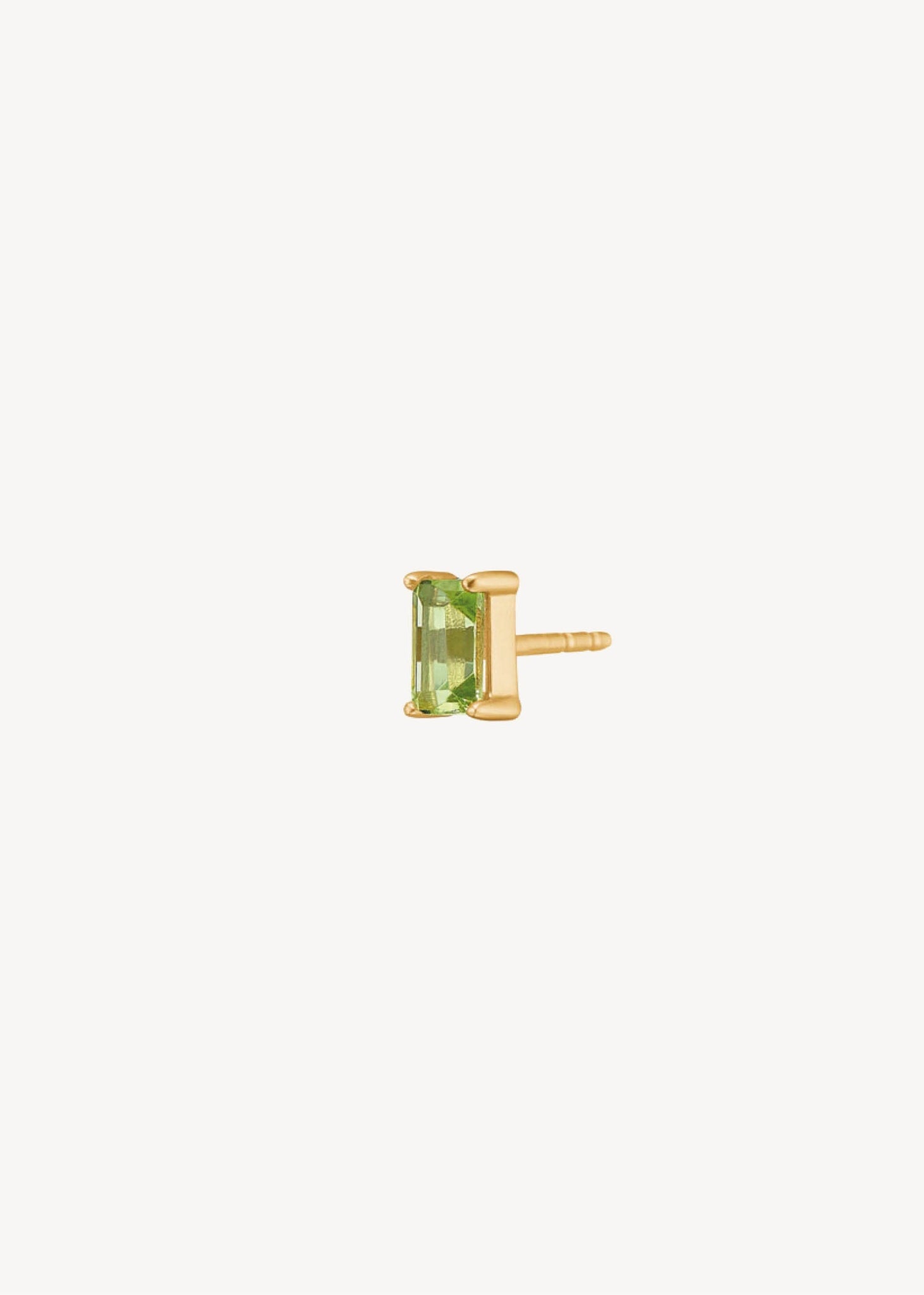 Confidence ear stud with Peridot - gold plated