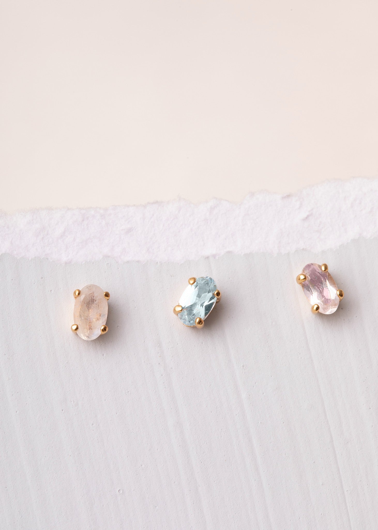 Esther ear stud with Blue Topaz - gold plated