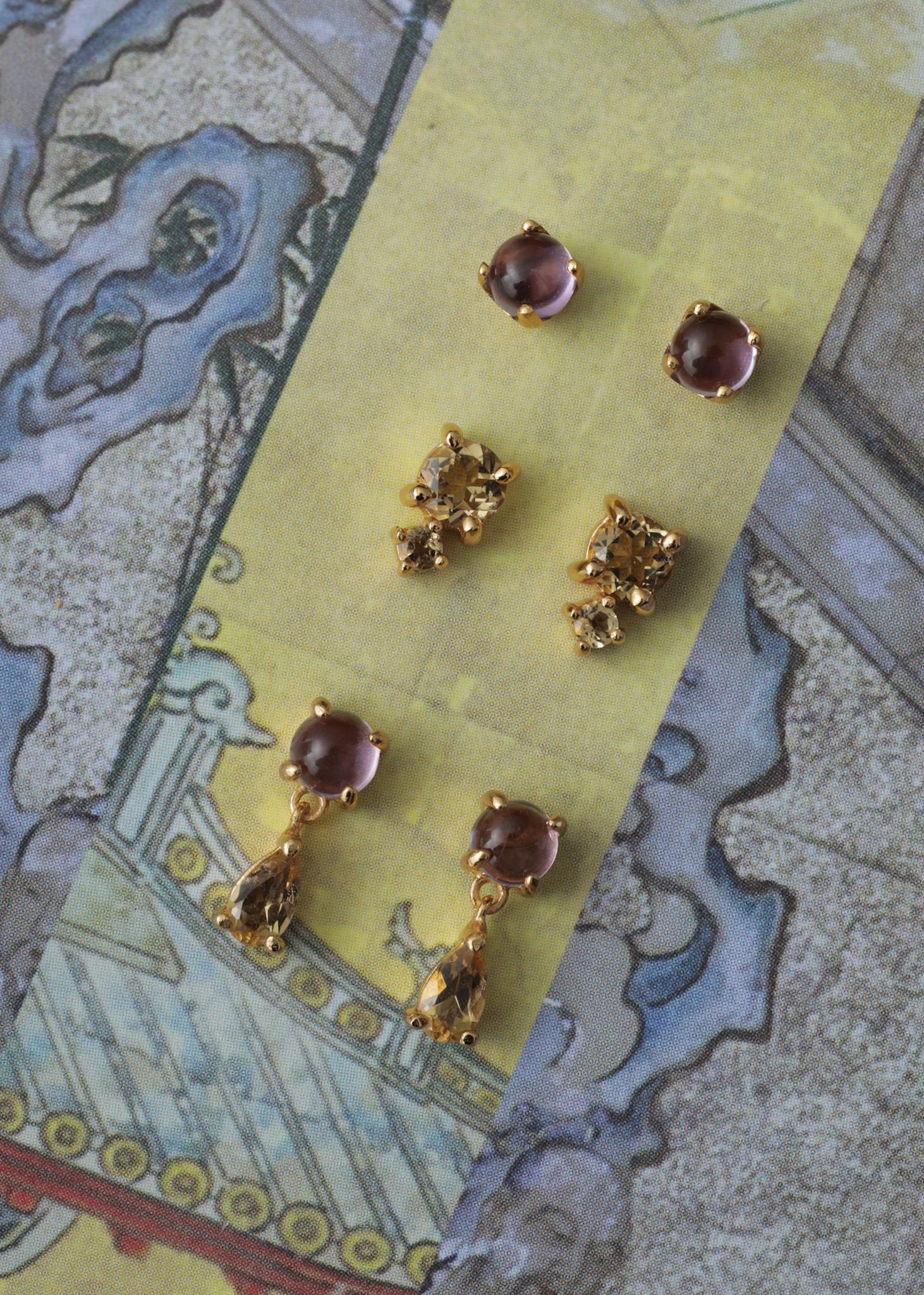 Sonia ear studs with Amethyst and Champagne Quartz - gold plated