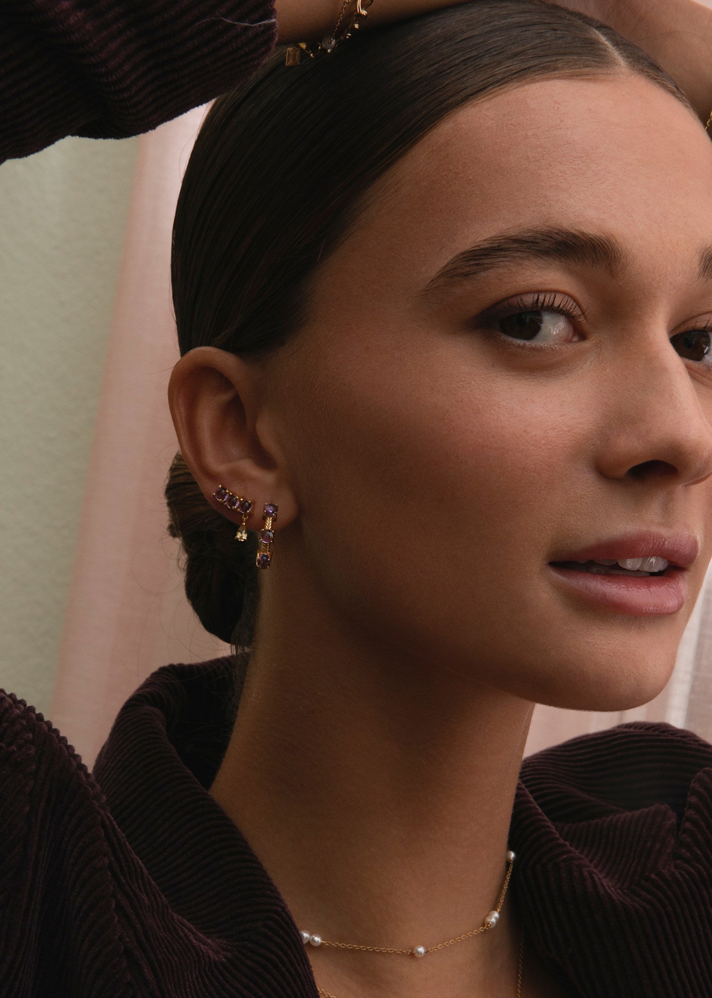 Leoni ear studs with Amethyst and Champagne Quartz - gold plated