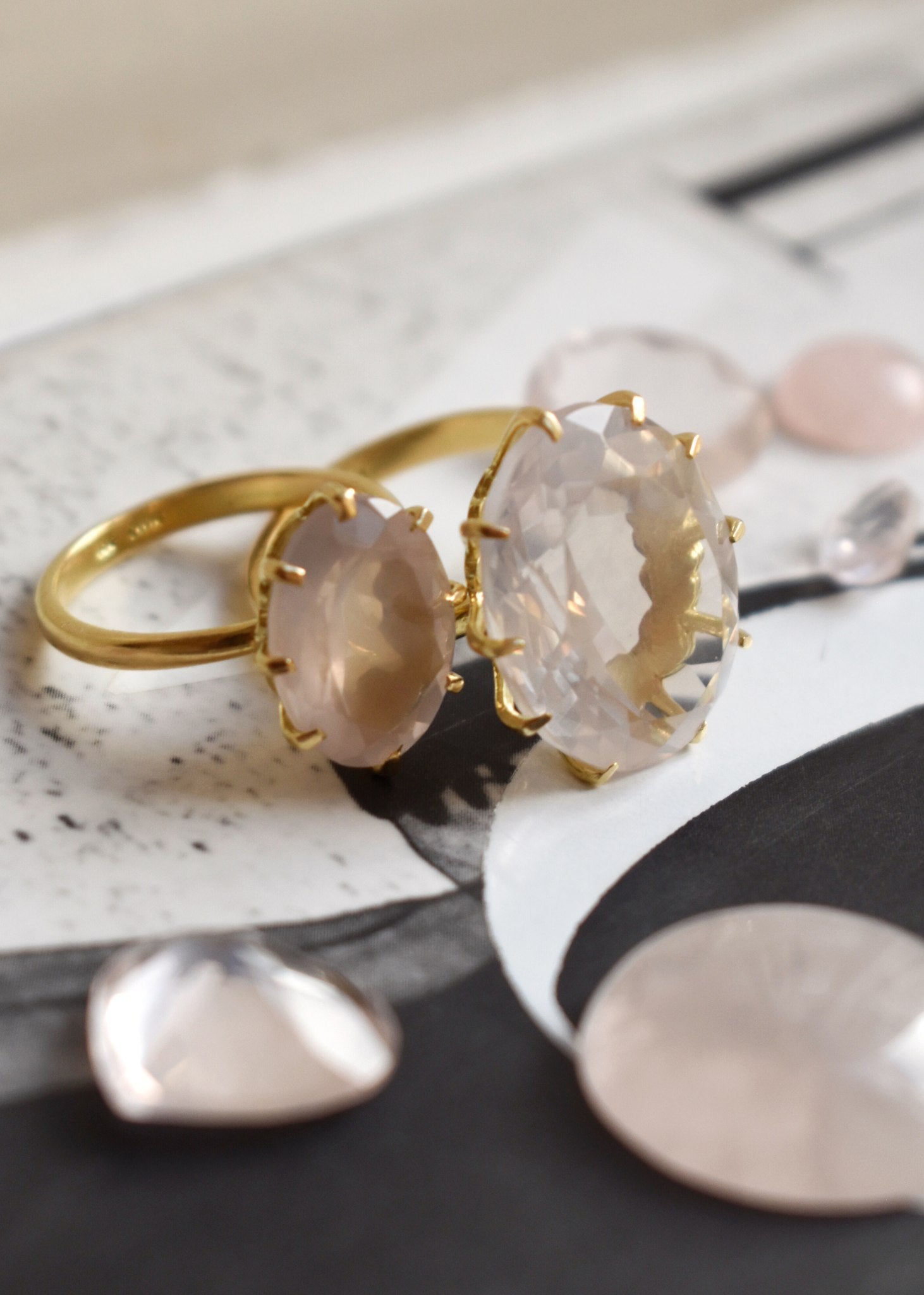 18-Karat Queen ring with Rose Quartz