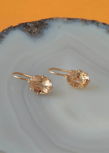 10-Karat Stella earrings with champagne Quartz
