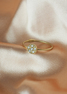 10-karat Aurélie ring with Diamond