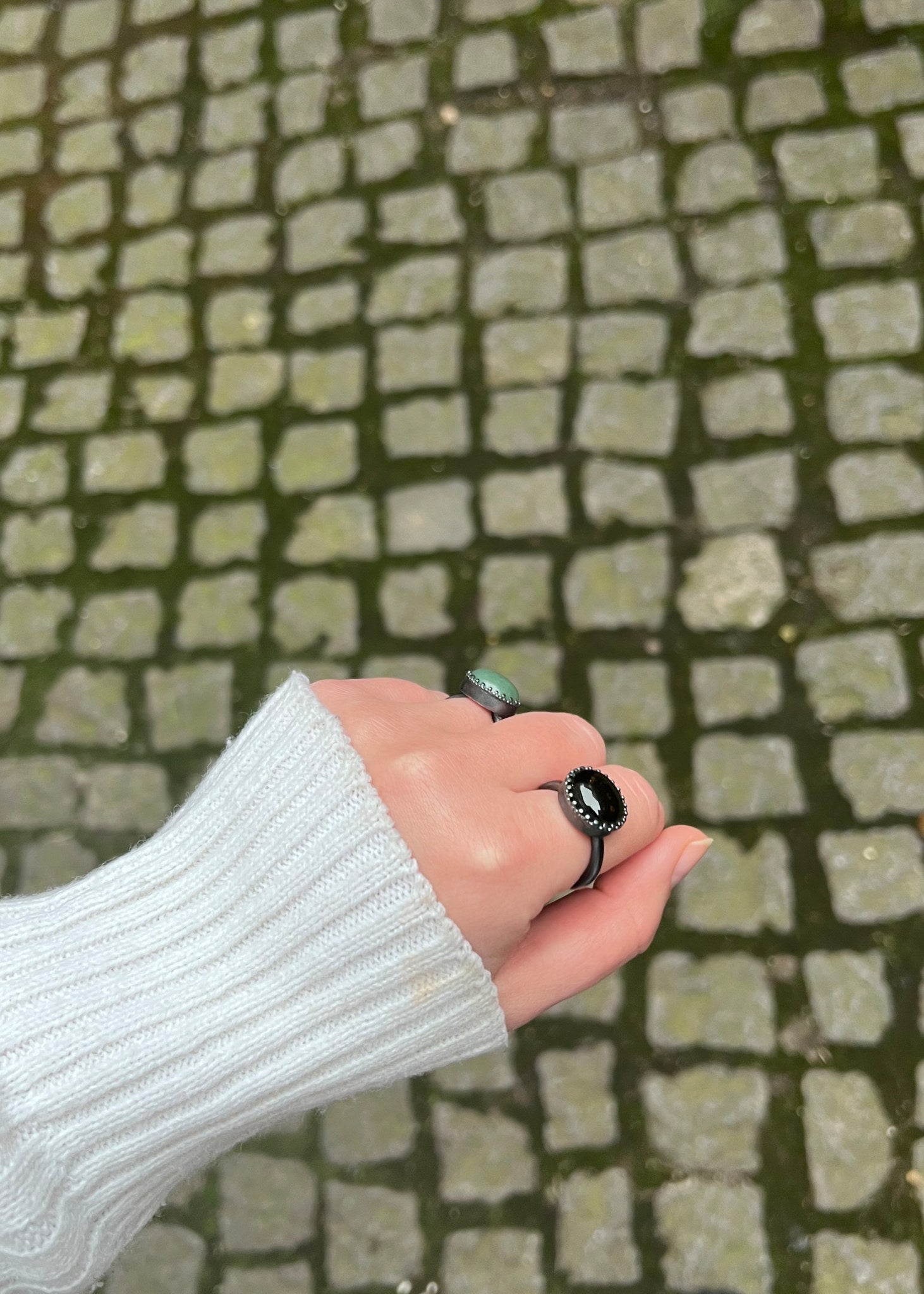 Statement ringe i oxideret sølv på udsalg