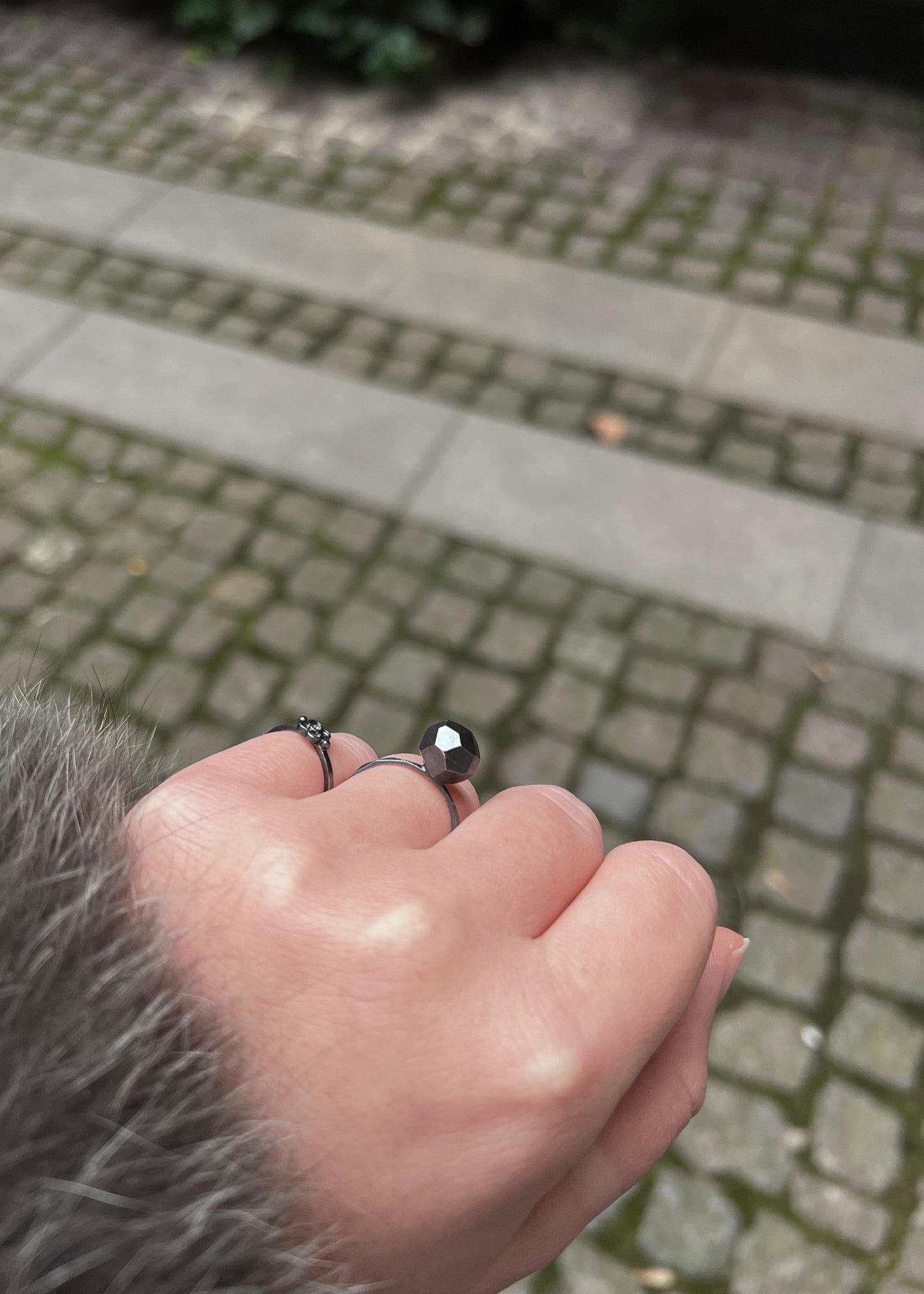 Boulder ring with Diamond - oxidised silver