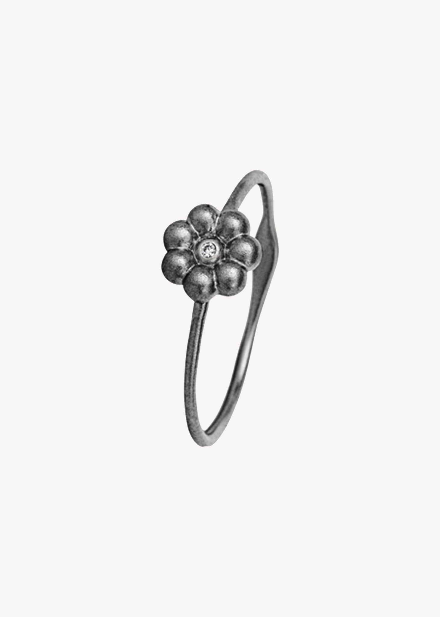 Floret ring with Diamond - oxidised silver