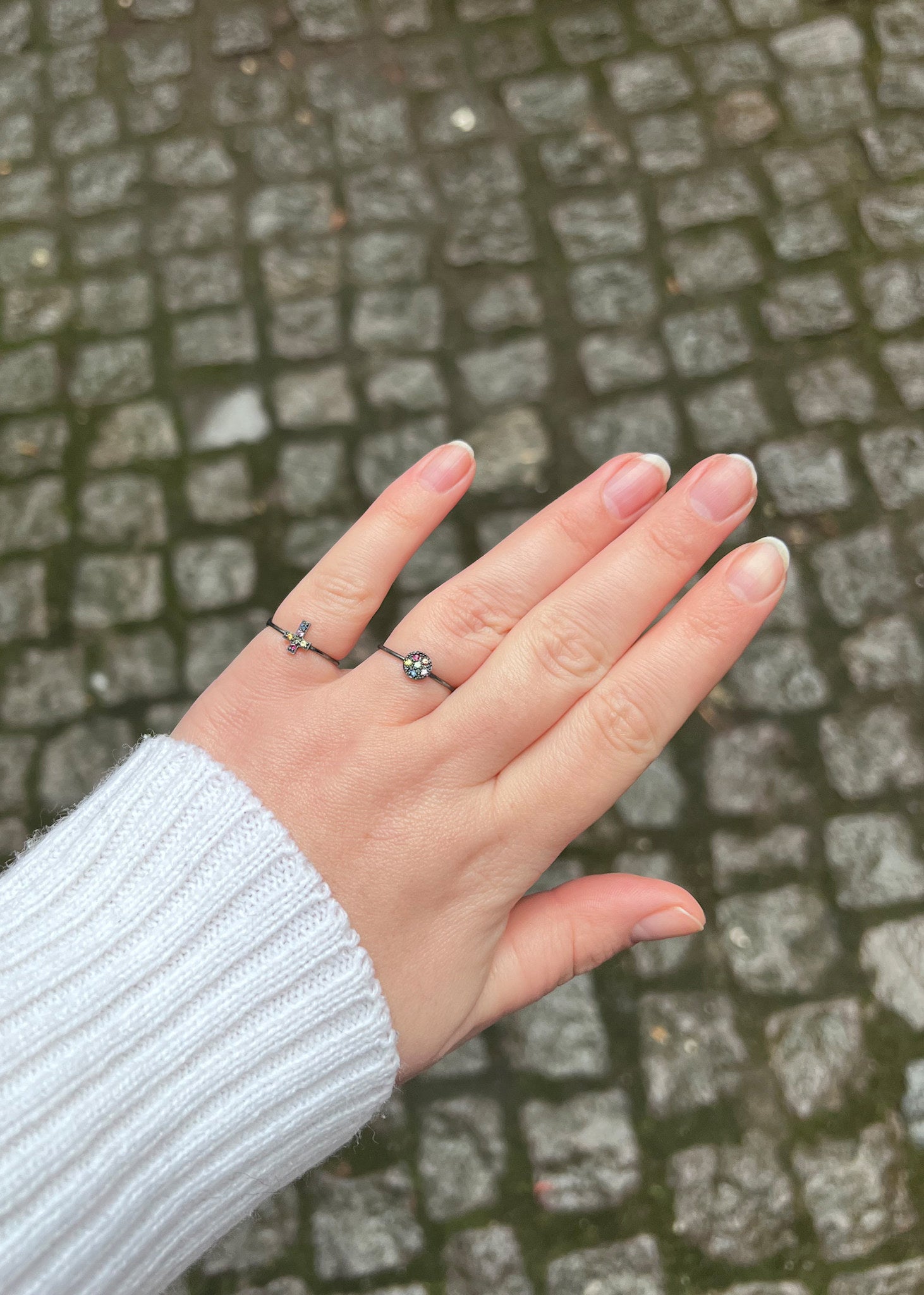 Aurélie ring with Sapphire - oxidised silver