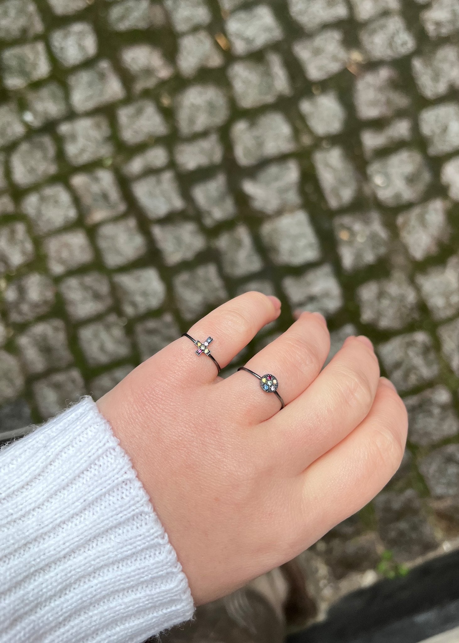 Cross ring with Sapphire - oxidised silver