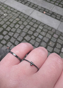 Lena ring with Diamond - oxidised silver