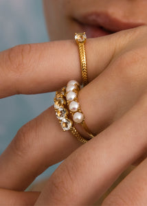 Blixen ring with Pearl - gold plated