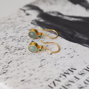 Gold plated earrings with emerald and aquamarine from carré