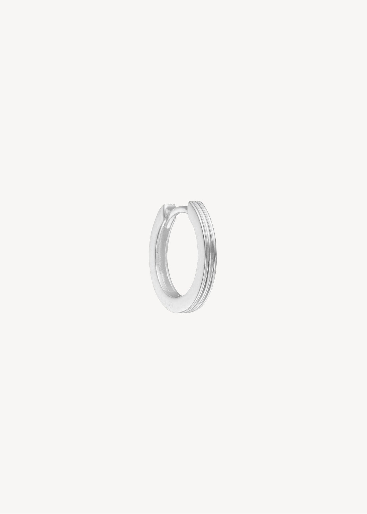 medium hoop for charms in sterling silver for men and women with pinstripes in 1,5 cm, perfect gift for her and gift for him, design your own earrings